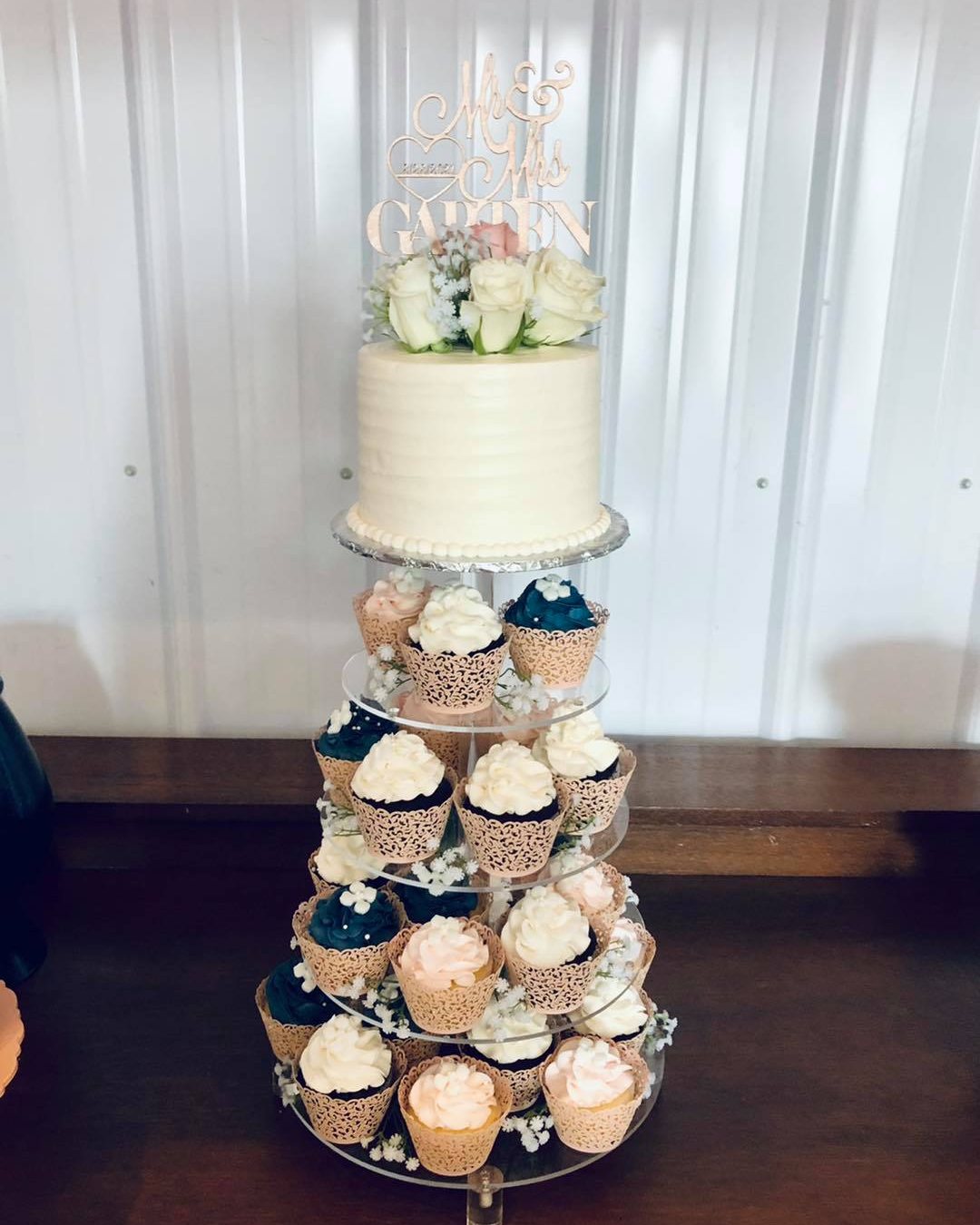 Cupcake tower with cake topper