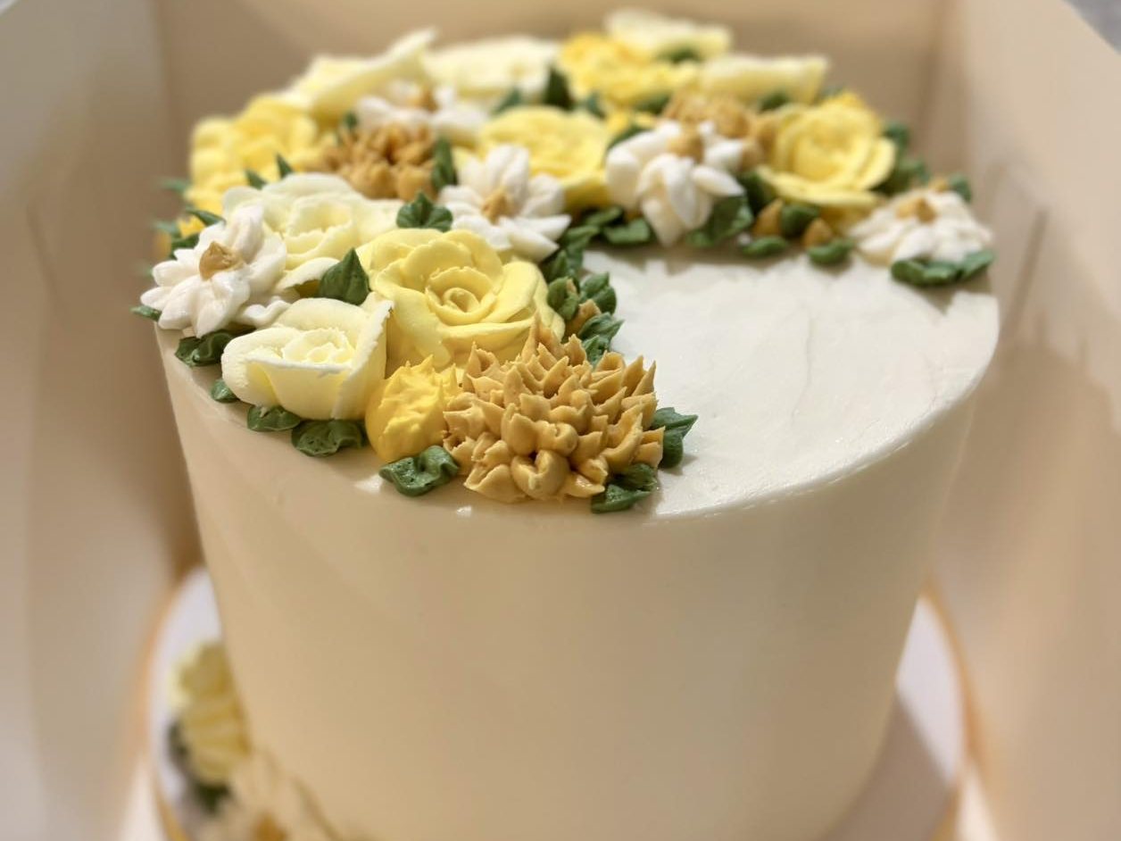 Buttercream floral cake